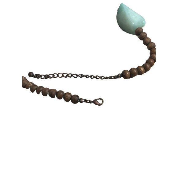 Vintage Wooden and Lucite Mint Beaded Costume Necklace With Adjustable Clasp - Picture 3 of 3